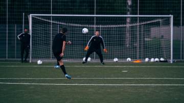 原声毕录｜亚马尔用实力回应嘲讽 梅西已成世界杯网红打卡点（配图示意）